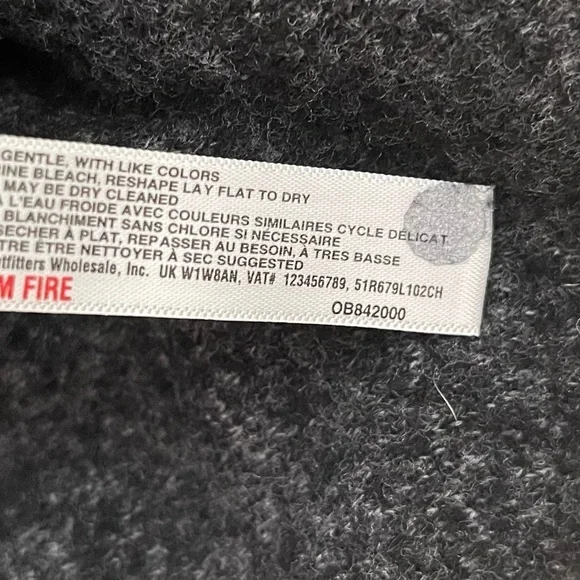 Anthropologie Saturday Sunday Gray Crossover Long Sleeve Sweater Dress - Picture 12 of 12